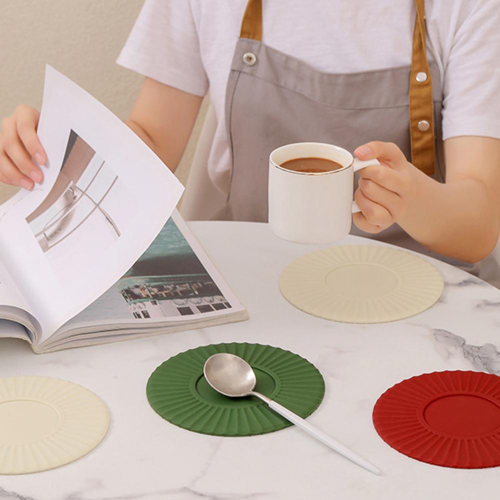 Non-Slip Silicone Dining Table Placemat